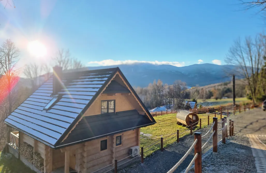 noclegi AlohaCamp Babiogórska Chata - Zawoja 4