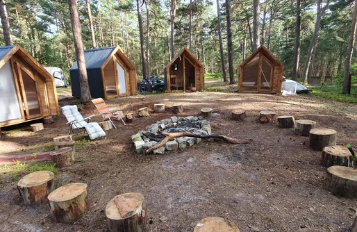 Zdjęcie obiektu Miejsce kamperowe - Hel Caravans Village - Ośrodek na Klifie