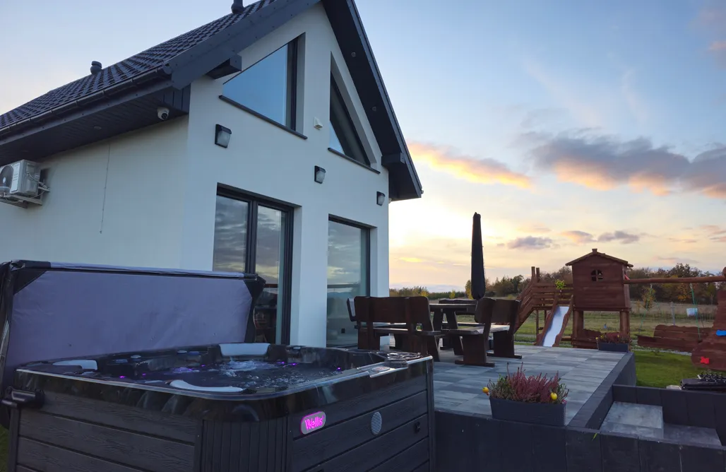 noclegi AlohaCamp Domek w Słonecznikach🌻 Jacuzzi, Quady, Góry. 4