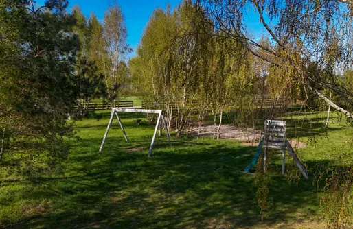 Zdjęcie obiektu Miejsce kamperowe i namiotowe - spokojny kemping nad jeziorem Sarbsko