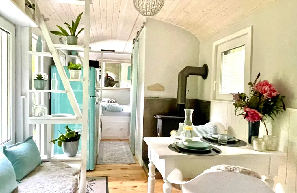 AlohaCamp Wagenburg / Tiny House 1