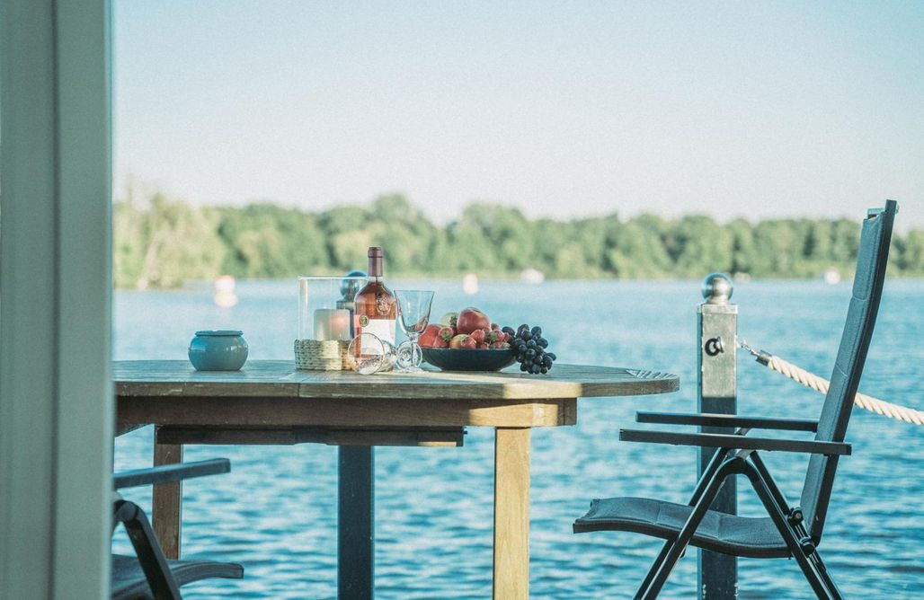 AlohaCamp accommodation Hausboot Havelbiber 4