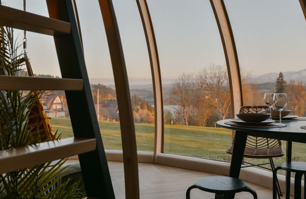 noclegi AlohaCamp Glamping AtmoSphere Czorsztyn z widokiem na Tatry 1