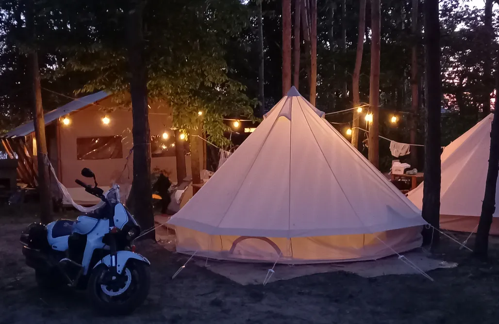 noclegi AlohaCamp Glamping Tipi 4