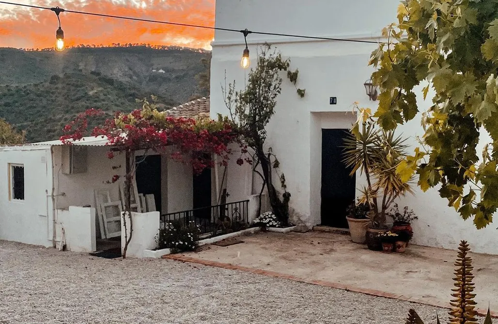 AlohaCamp accommodation Finca Serrato 1