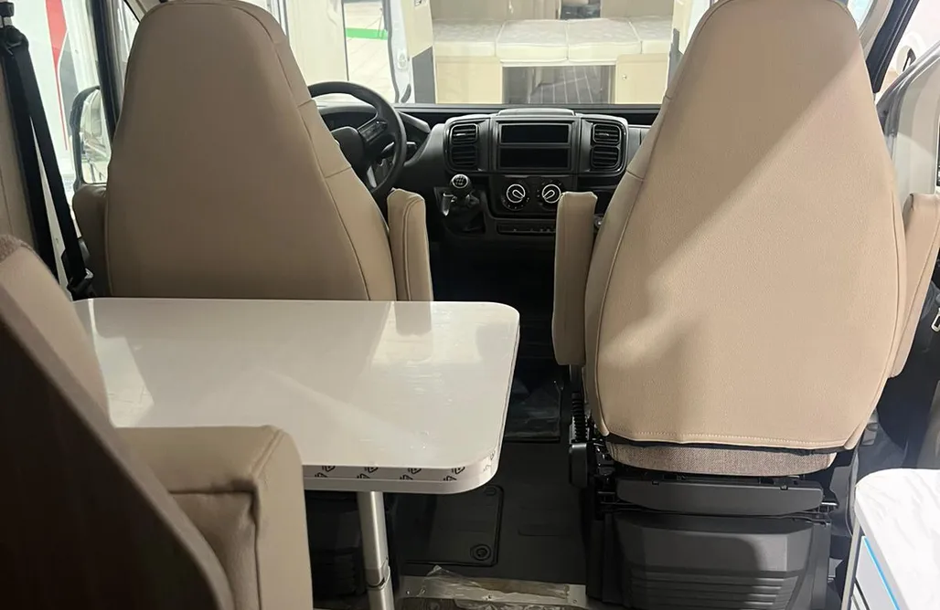 AlohaCamp FIAT RANDGER R600 3