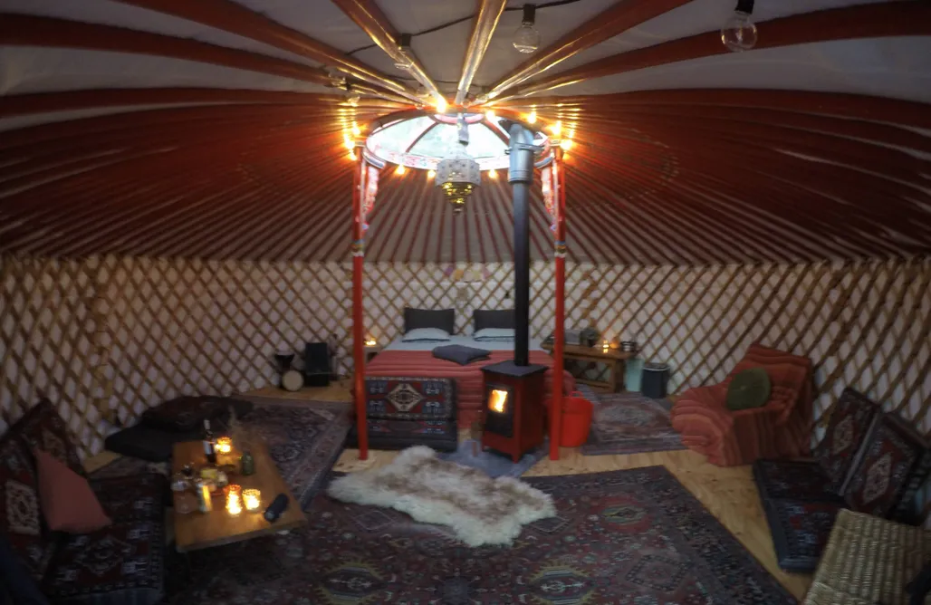 AlohaCamp Yurt @ Finca Milantes 3