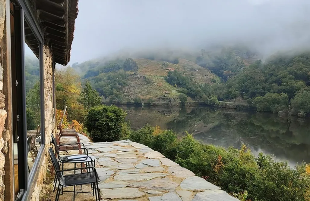 alojamientos AlohaCamp 7 Muras Ribeira Sacra 4