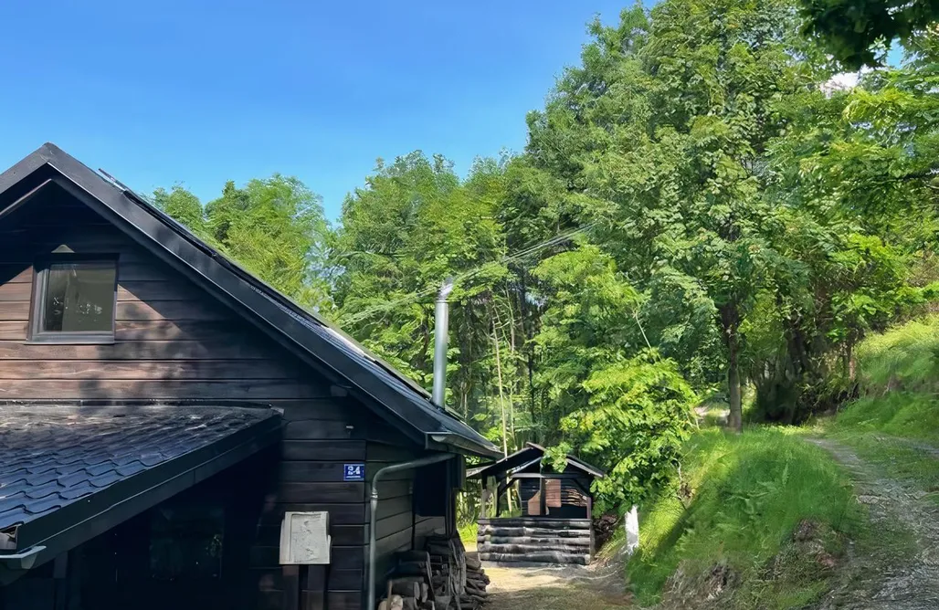 alojamientos AlohaCamp Domek na Grzybowej 5