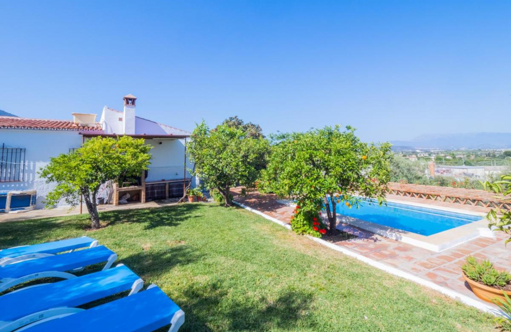 AlohaCamp Casa Rural La Guillena 1