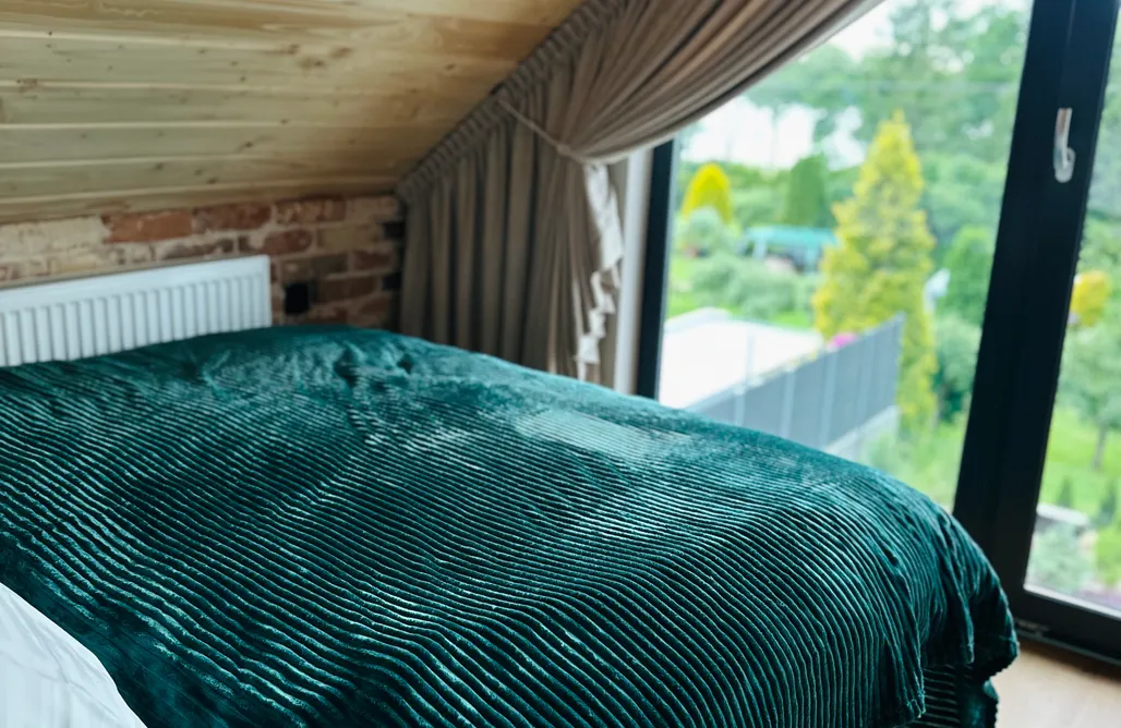 AlohaCamp Ostoya Zawory - domek z 2 sypialniami  4