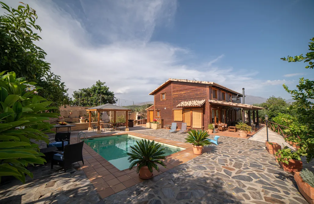 Alojamiento Pampaneira Finca Acuanate 2