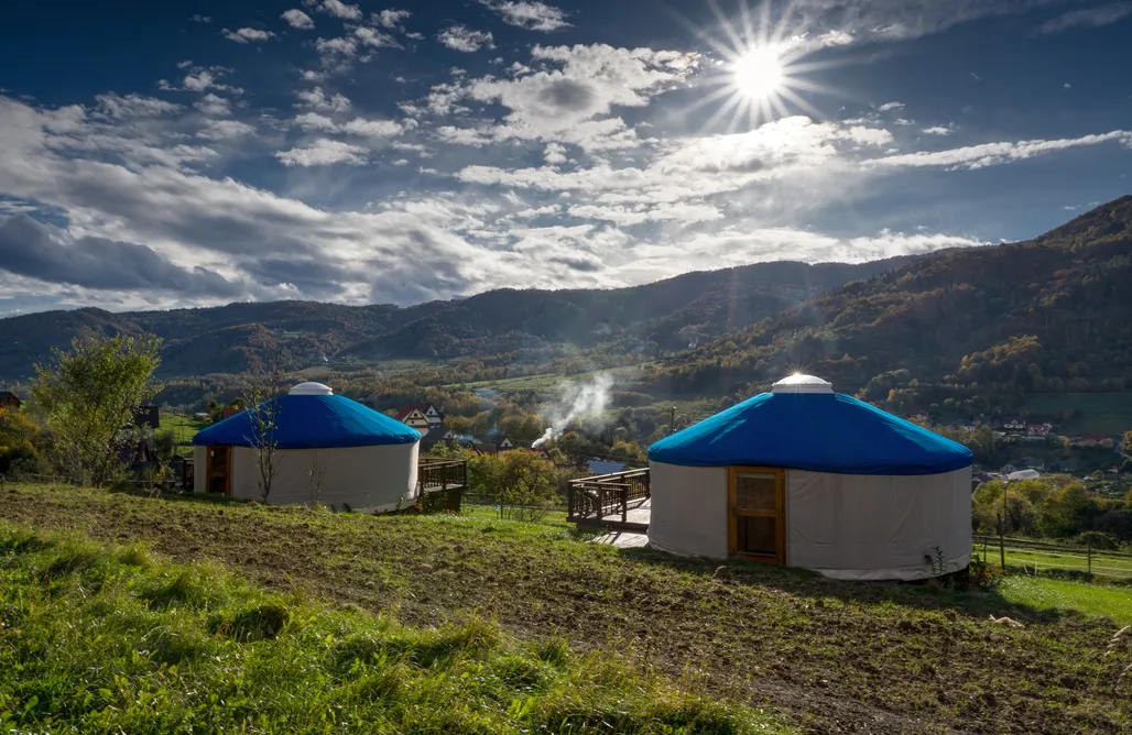 Górski Glamping - całoroczne jurty z widokiem AlohaCamp