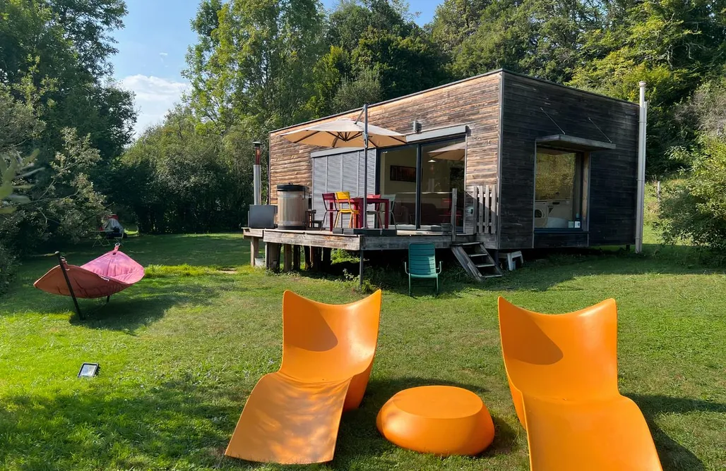 Glamping Lago Di Como Domaine Pont Roche & Spa : Hébergement romantique en Bourgogne 1