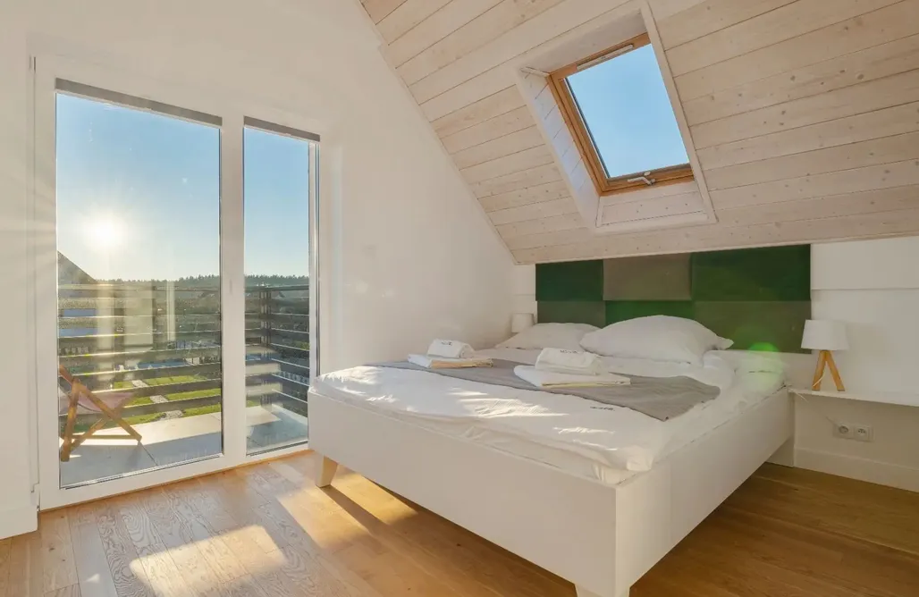 AlohaCamp Forest House 3