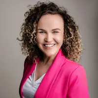 Natalia Gastgebe Okno Na Winnicę