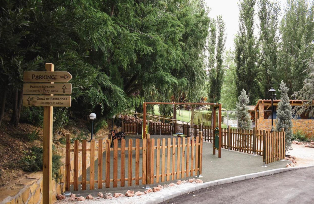 alojamientos AlohaCamp Camping Valdeluna - Bungalows  3