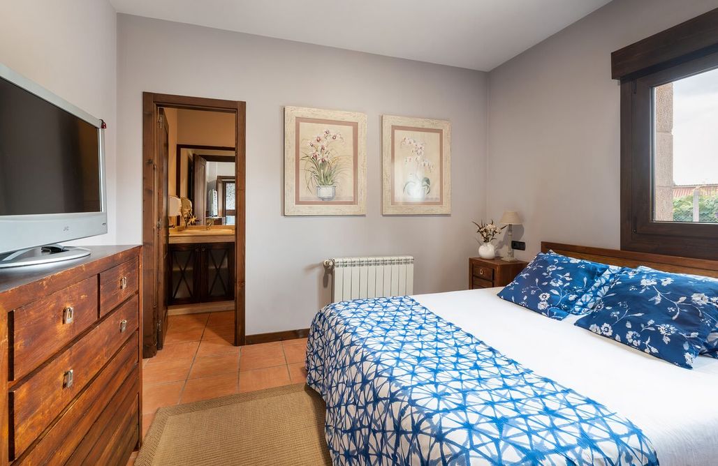 AlohaCamp Casa con PISCINA y jardín A PEDRIÑA 1