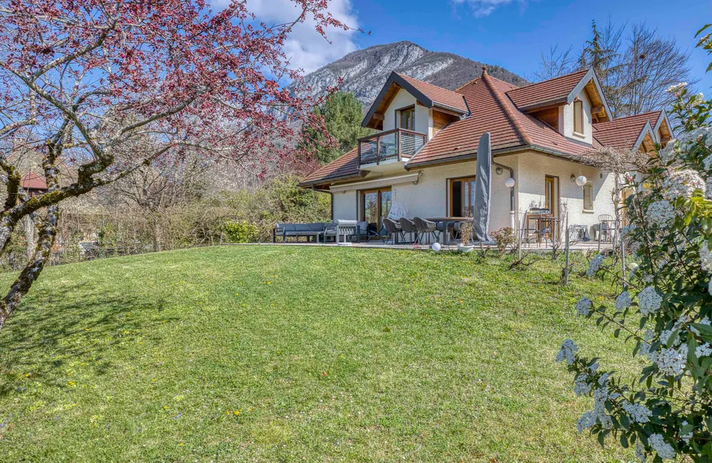 Kurztrip Europa Villa Norton - piscine et proche du Lac 1