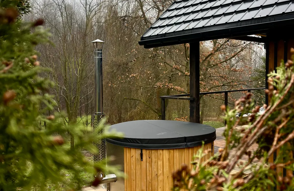 noclegi AlohaCamp Przystanek Las - domki pod Krakowem 1