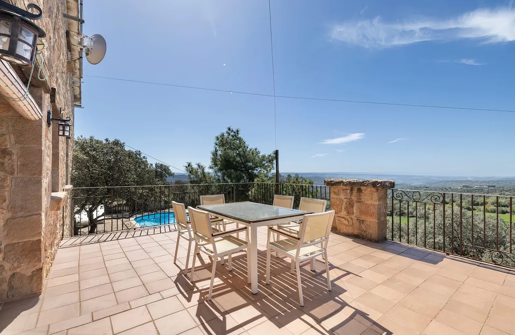 alojamientos AlohaCamp Masia Teuleria de l 'Estany 5