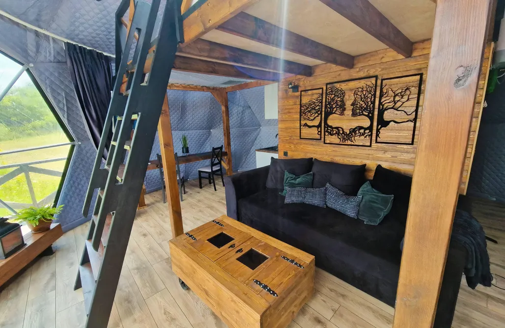 AlohaCamp Glamping Loft 4