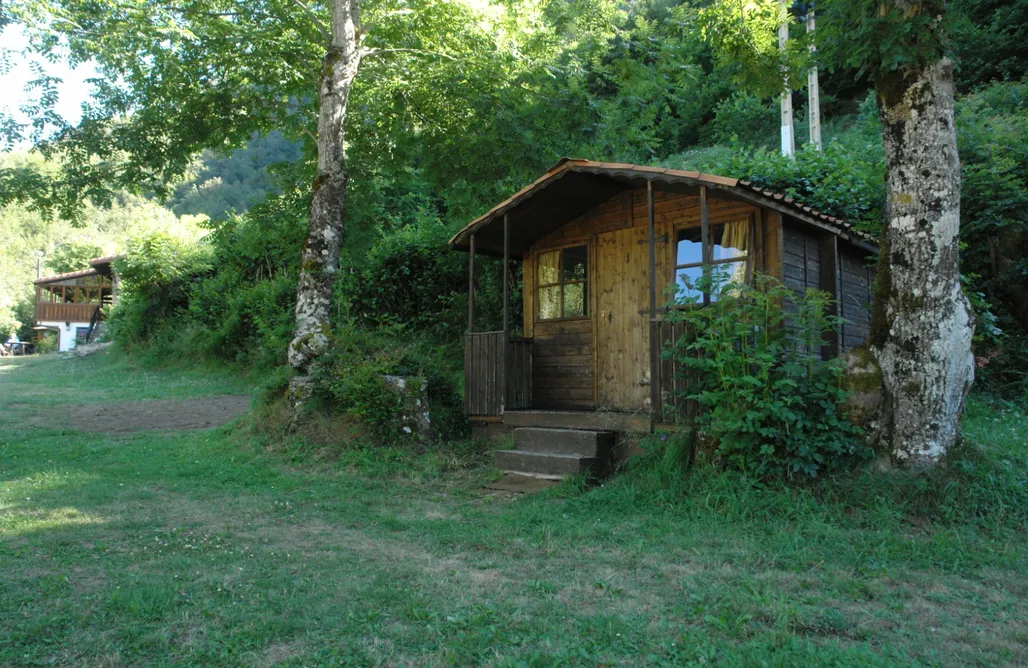 Alojamientos Cantabria 🌳 Camping el Cares, Picos de Europa - Cabañas 2