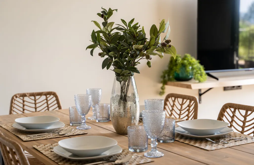 AlohaCamp Three-Bedroom Apartment with Terrace - 101 1