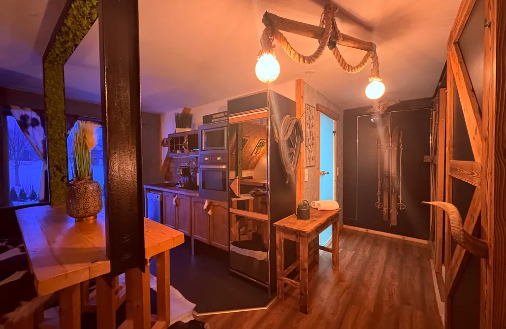 AlohaCamp Viking - apartament z widokiem na góry i jacuzzi 3