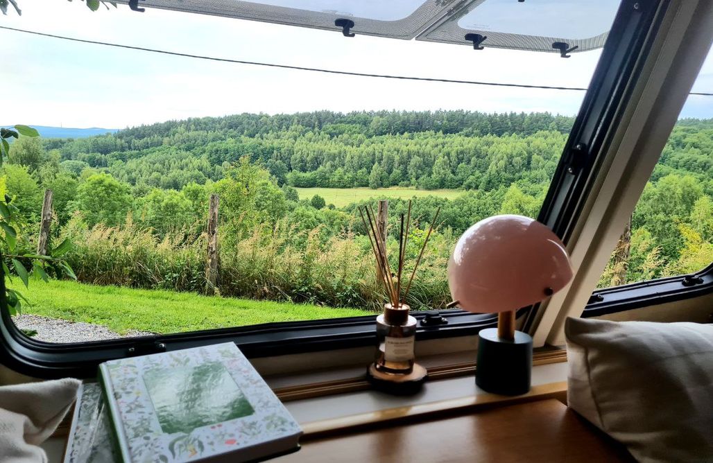 noclegi AlohaCamp Sunrise Camp | Nowoczesna przyczepa kempingowa 5