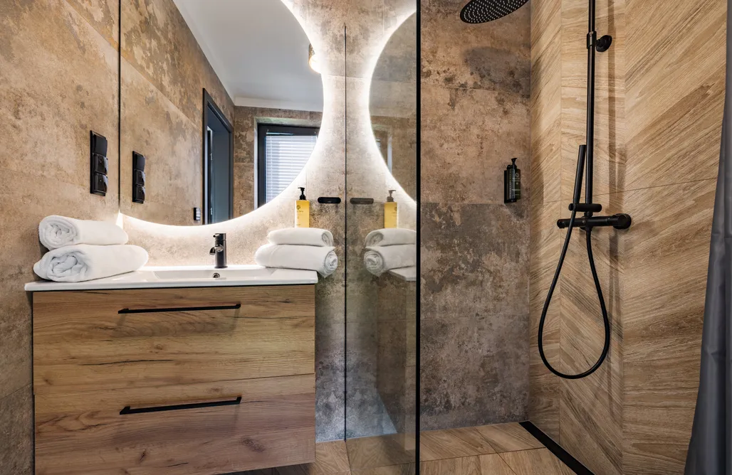 alojamientos AlohaCamp Piotrowiczówka Osada w Szczyrzycu 1