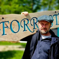Leszek hôte Forrest Glamp