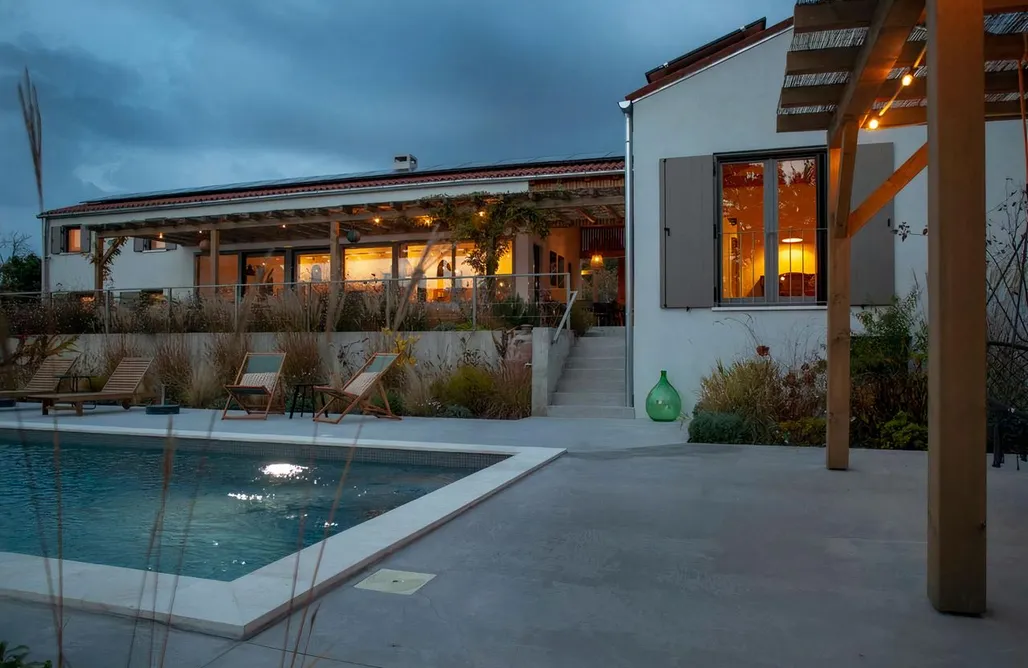 Glamping Umbria Two villas in lush countryside near Motovun 2