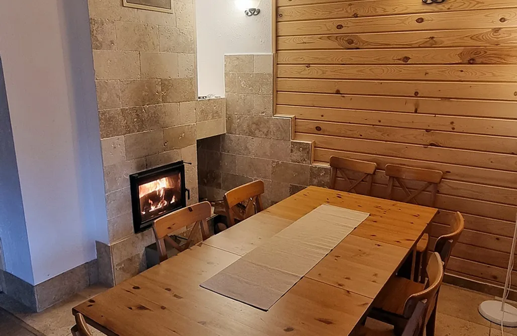 Muszyna noclegi z wyżywieniem i basenem Domek na wzgórzu z balią i jacuzzi 1