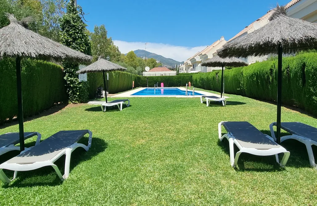 Casas Rurales Divertidas Para Niños Casa de 3 habitaciones con Jardin Privado en Marbella 3