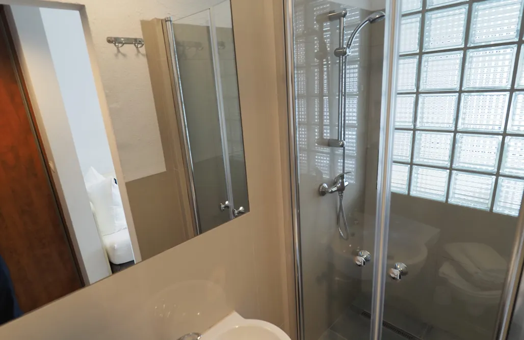 AlohaCamp Standardowy dwuosobowy pokój z widokiem na jezioro 1