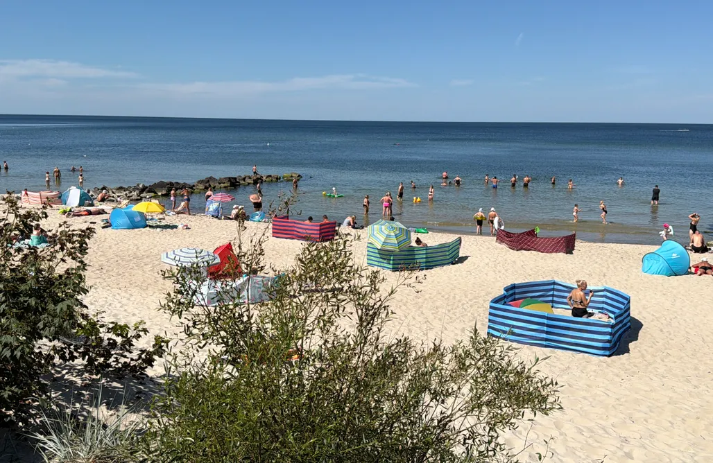 Domki Glampingowe Rezydencja Niechorze - apartament przy plaży z basenem i darmowym SPA 1