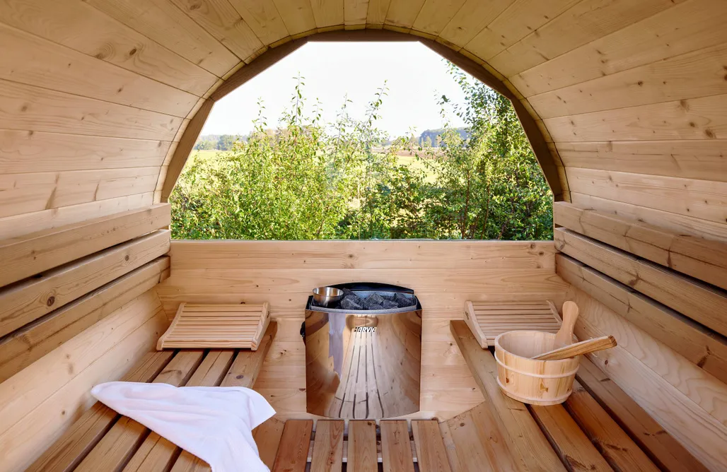 Unterkunft AlohaCamp Sauna, AC, King Bed, Fenced Garden, Fibre Wi-Fi  4