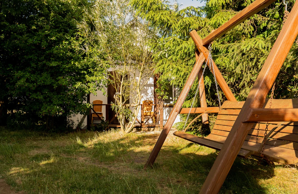 AlohaCamp Domek przy huśtawce 1