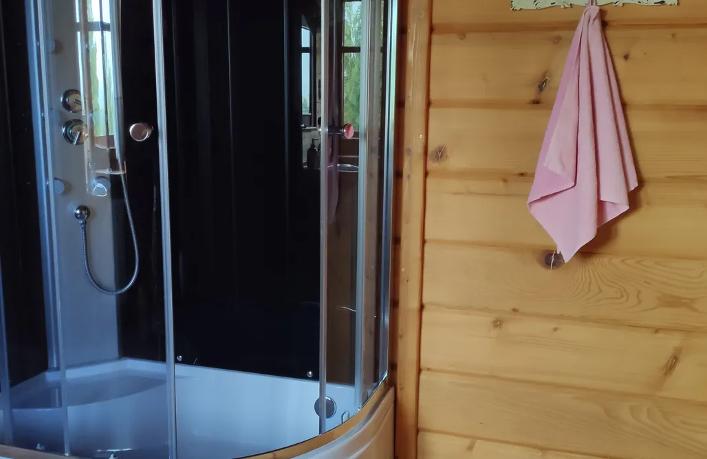 AlohaCamp Pokój Różany 4