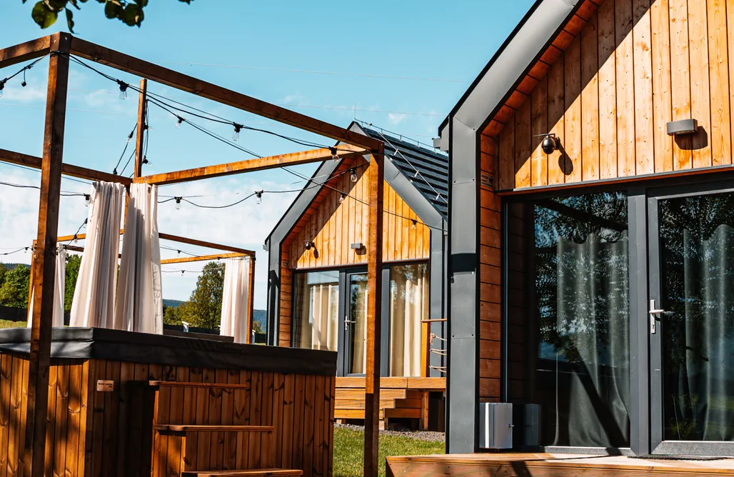 noclegi AlohaCamp Sarnia Łąka domki z prywatnym jacuzzi  3