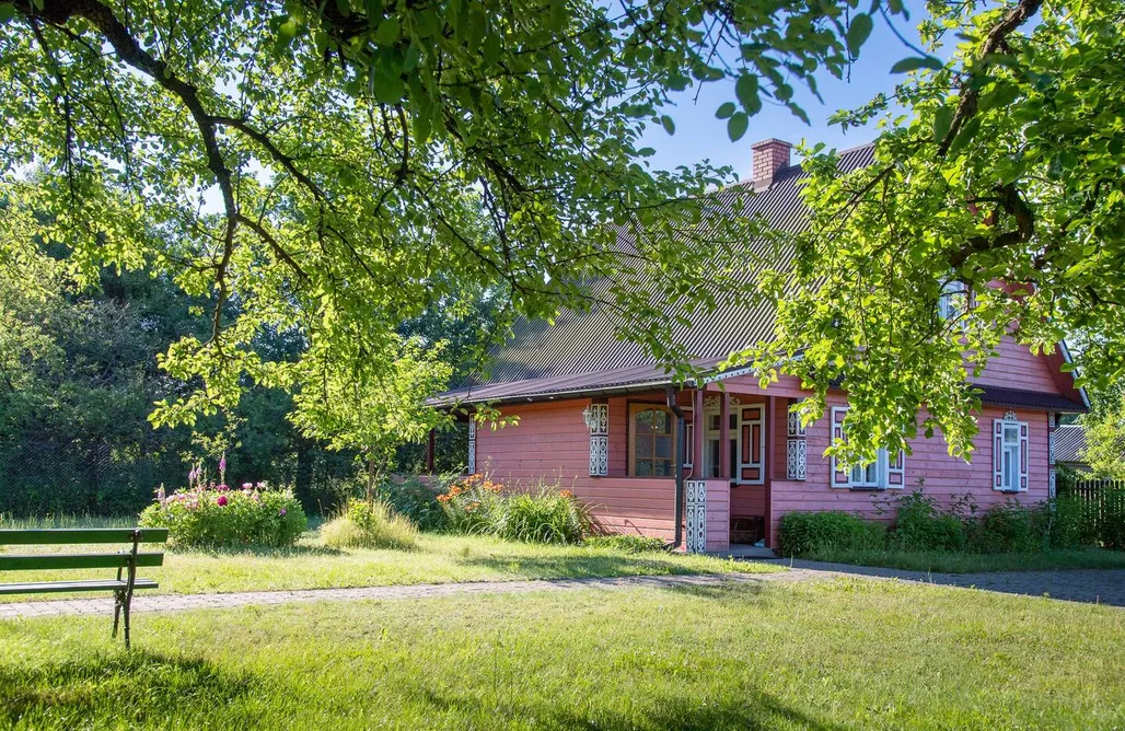 Czeremcha Domki Różowy Domek 1