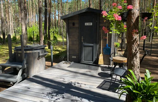 Zdjęcie obiektu Las Biala's - domki z sauną i jacuzzi w Puszczy Noteckiej (18+)