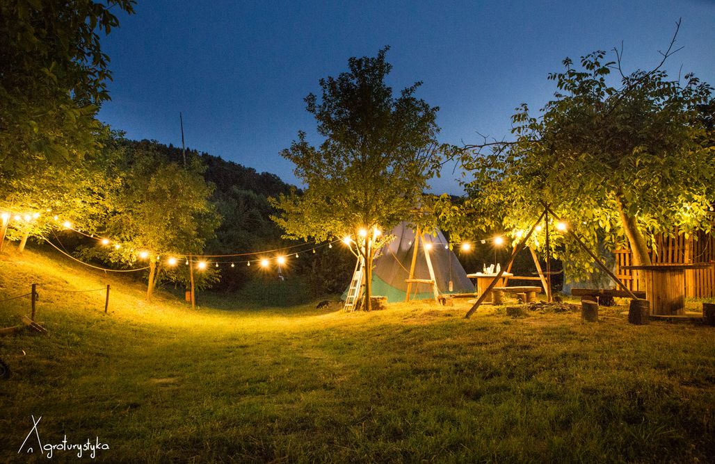 AlohaCamp accommodation Tipi Nad Jeziorem - Osada Indiańska 3