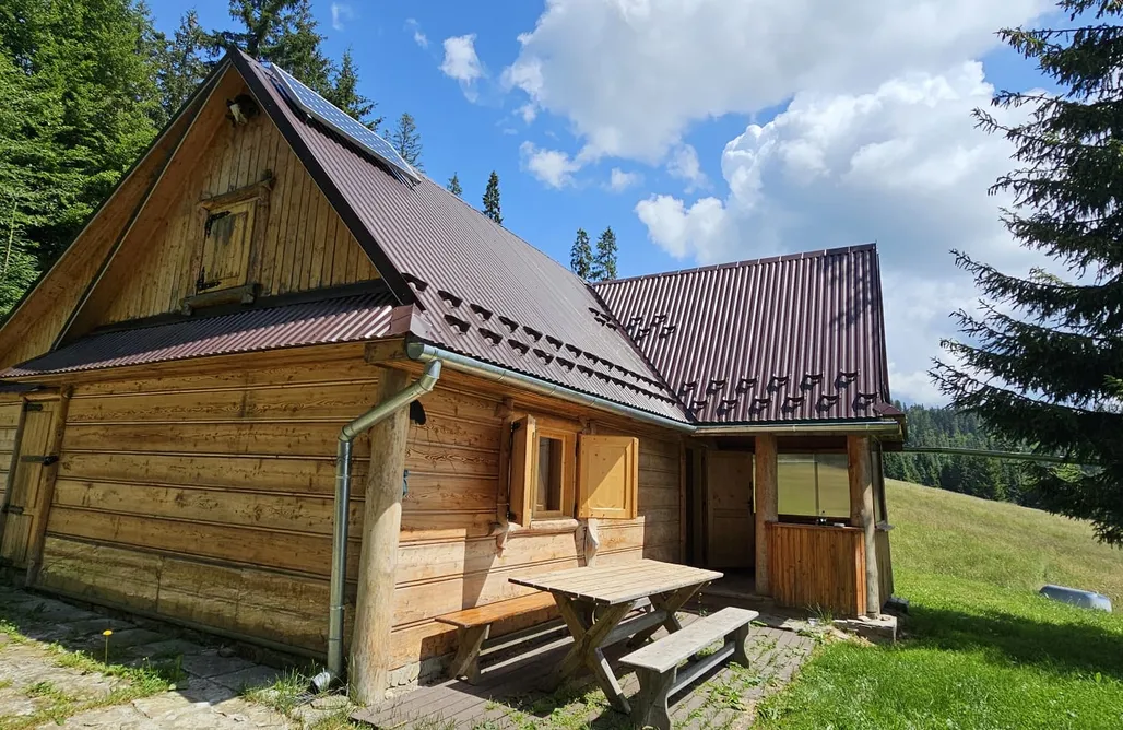 noclegi AlohaCamp Terenówka Bacówka 2