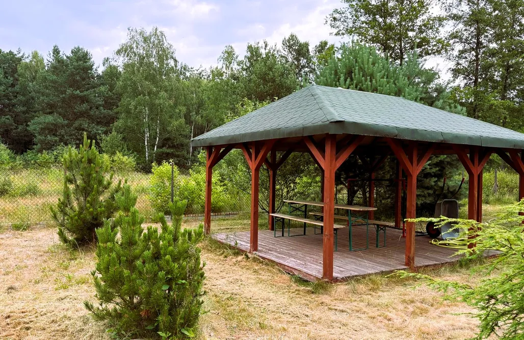 AlohaCamp accommodation Burgundy Corner on the Edge of Bolimów Forest 5