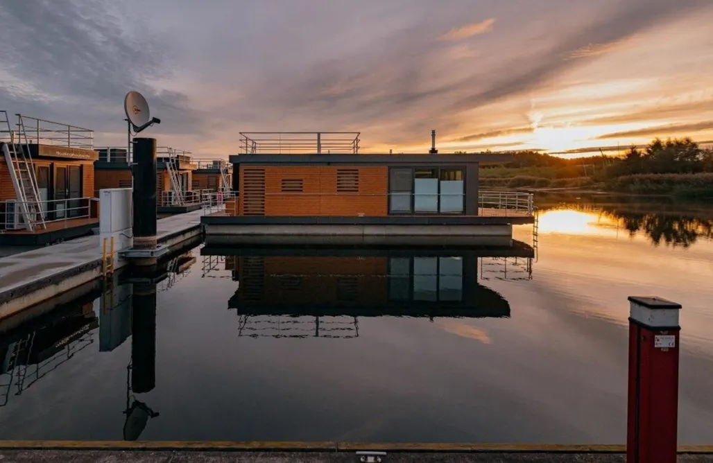 Hausboot Malibu Sunrise AlohaCamp