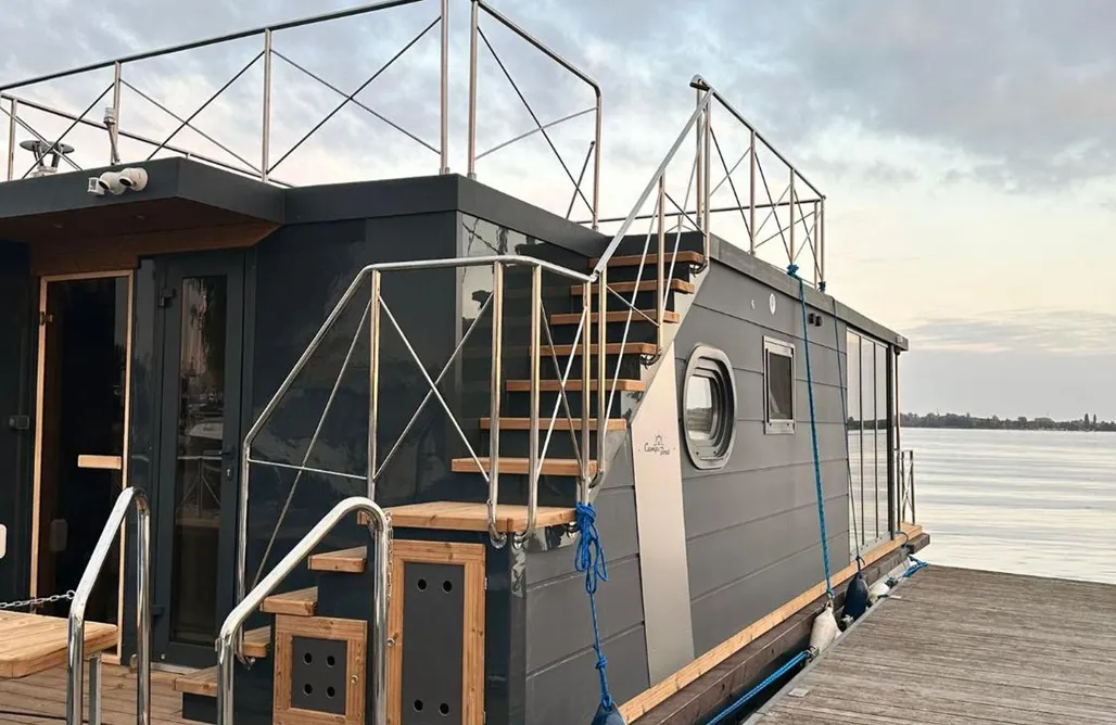 noclegi AlohaCamp HouseBoat Zegrze 5