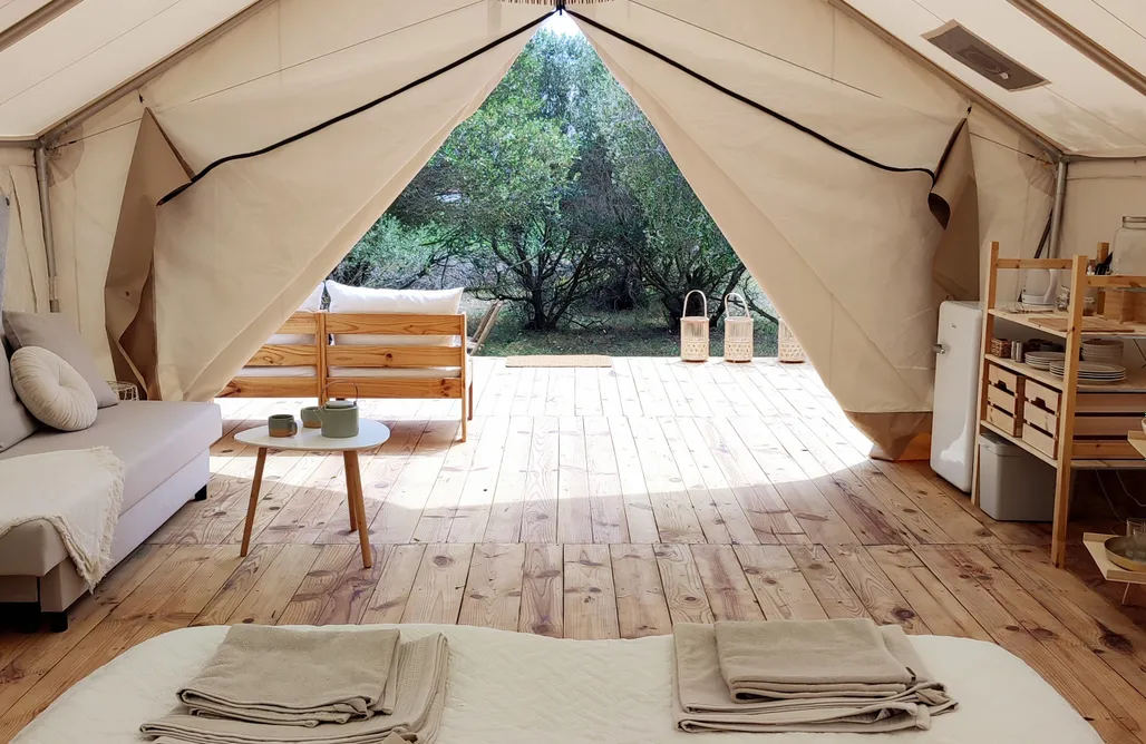 AlohaCamp Oleander 3