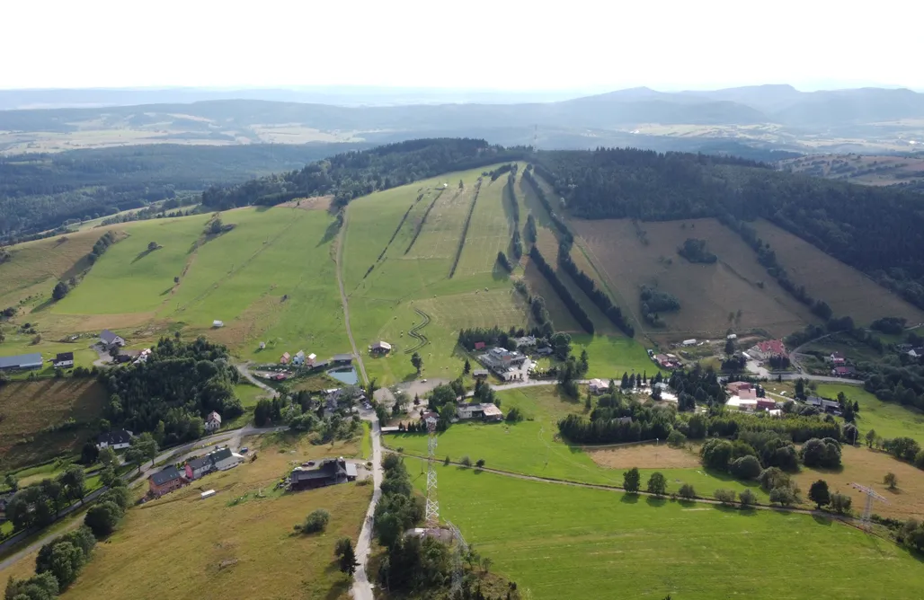 Pole namiotowe dolnośląskie Miejsce camperowe i namiotowe  w Górach Sowich 3